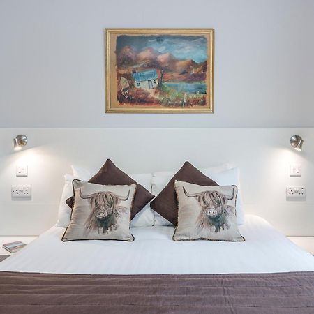 High Range Lodge Hotel Авимор Екстериор снимка