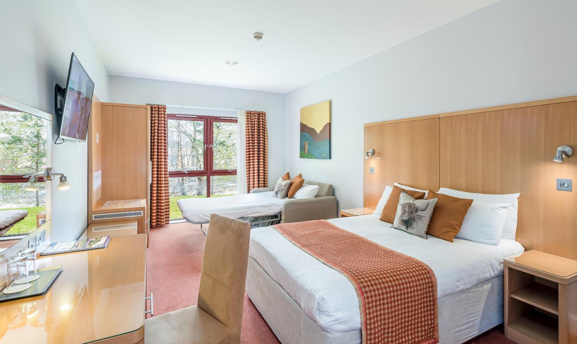 High Range Lodge Hotel Авимор Екстериор снимка